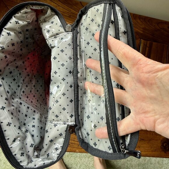 Lug Dolly Cosmetic Case - BNWT - Picture 11 of 12